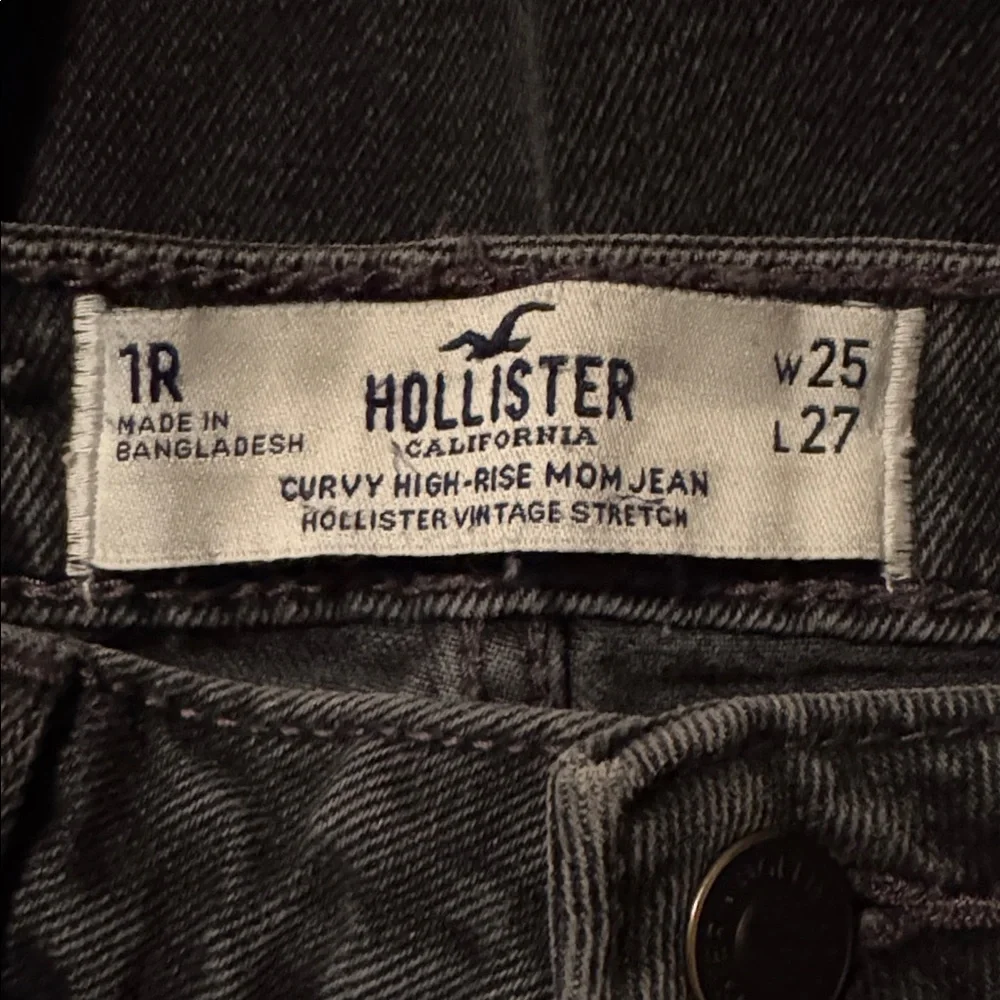 Hollister Curvy High Rise Mom Jeans Black / Gray Vintage Stretch Size 25